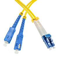 Patchcord SC/UPC-LC/UPC, SM, 9/125, dupleks, wkno G652D, 3 m