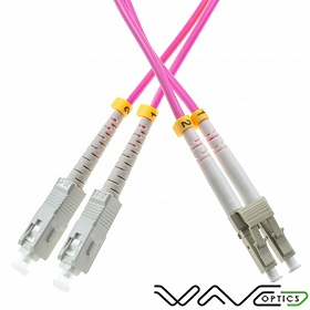 Patchcord SC/UPC-LC/UPC, MM, 50/125, dupleks, włókno OM4, 0,5 m