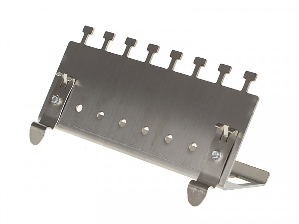 Mocowanie dla 8 gniazd keystone na szynę DIN (TS35) 