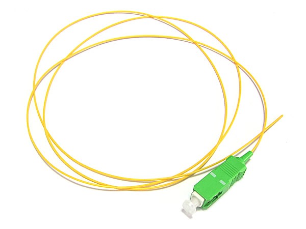 Pigtail światłowodowy jednomodowy SC/APC, 9/125, 0,9mm, włókno G652D, 1m